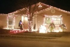 Shiloh East Christmas Decor 2016 winner